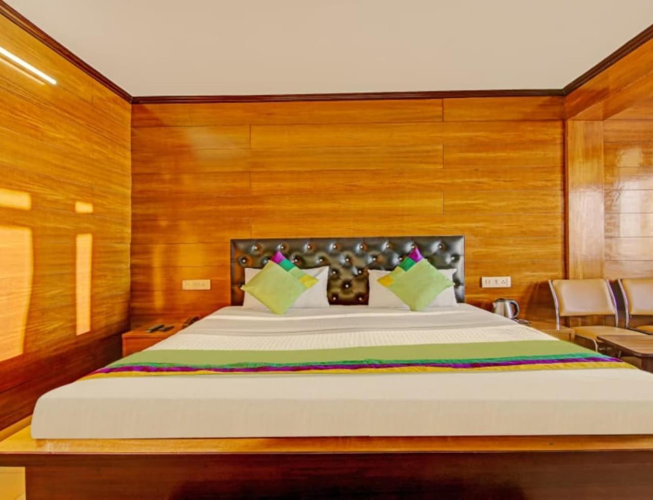 Hotel O Tp 3*